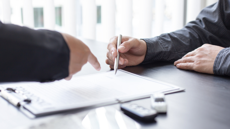 Assurance-vie : enveloppe de détention, supports et fiscalité
